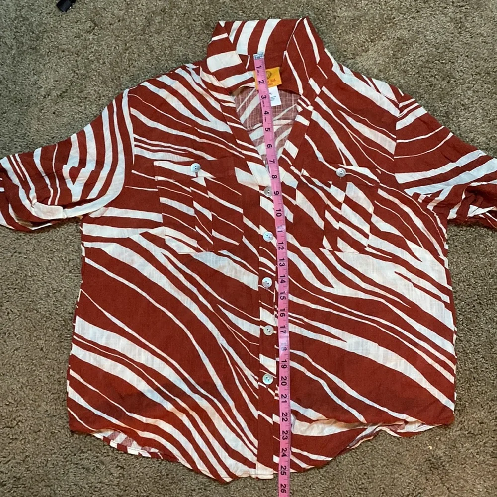 Ruby Rd Petite Button down slub shirt zebra print size Large - Picture 8 of 8